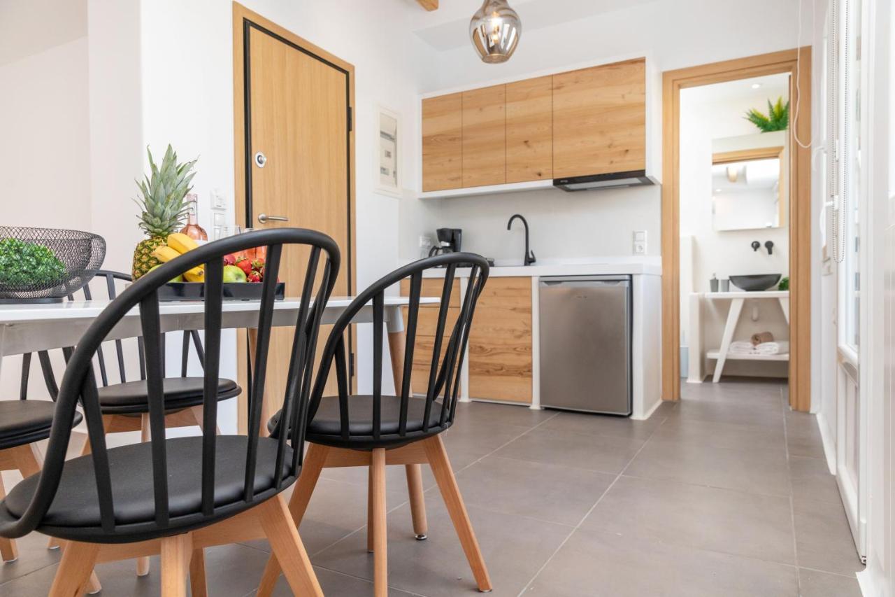 Naxos Downtown Apartments & Suites Naxos City Bagian luar foto