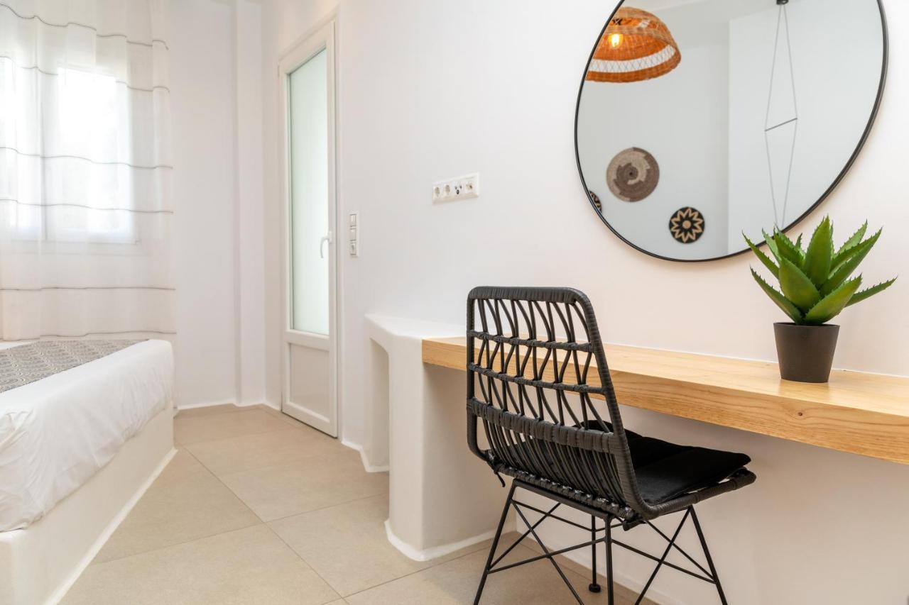 Naxos Downtown Apartments & Suites Naxos City Bagian luar foto